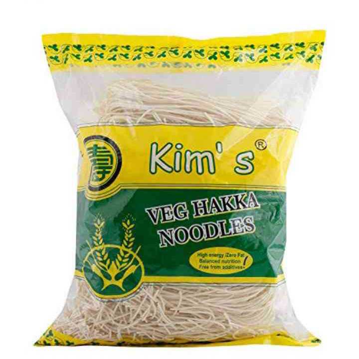 Kims Veg Hakka Noodles 150g